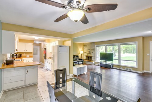 5 Mi to Warren Dunes - Secluded Sawyer Home!