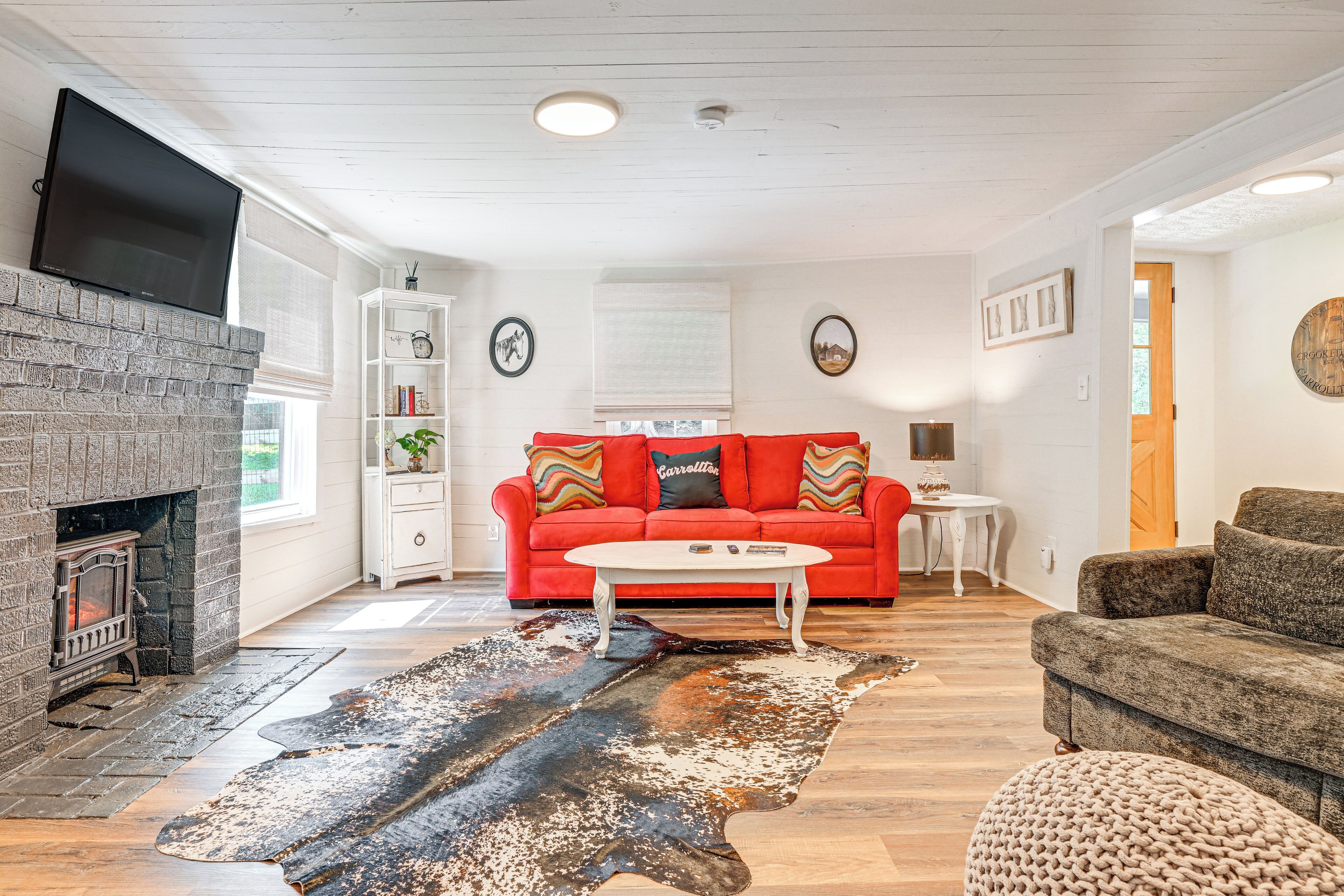 House (2 Bedrooms) | Interior