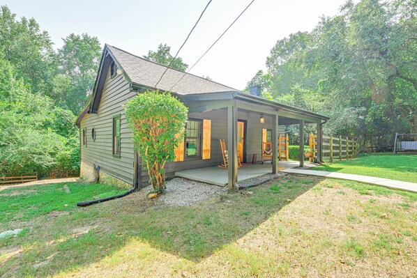 House (2 Bedrooms) | Front of property