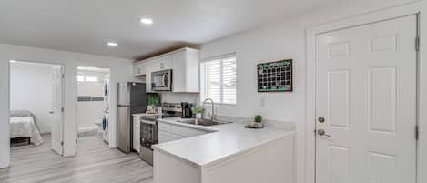 Apartment (1 Bedroom) | Interior