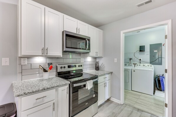 Apartment (2 Bedrooms) | Interior - 3 Mi to Brunswick Community College: Cozy Duplex! (Bolivia)