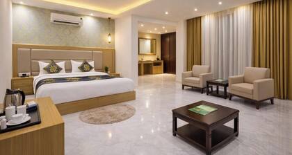 Hotel Decent Suites - Delhi Airport