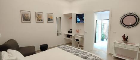 1 habitación, wifi y ropa de cama