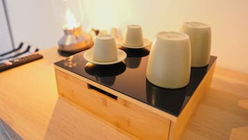 3 bedrooms, in-room safe, desk, laptop workspace