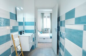 Bathroom - Salotto Tiburtino rooms (Rome)