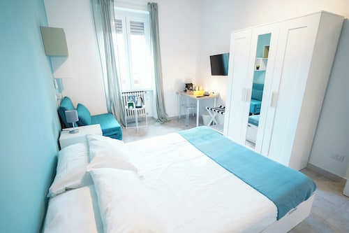 Salotto Tiburtino rooms