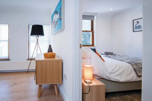 1 Schlafzimmer, hochwertige Bettwaren, Bettwäsche