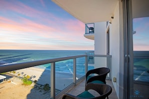 House - Amazing Apartment Oceanview Beautiful Amenities (Sunny Isles Beach)