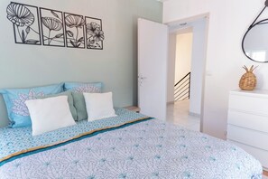 3 makuuhuonetta, silitysrauta/-lauta, vauvan matkasänky, ilmainen Wi-Fi