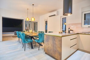 Flat-screen TV - Villa Adria Dream by Litto (Kastela)