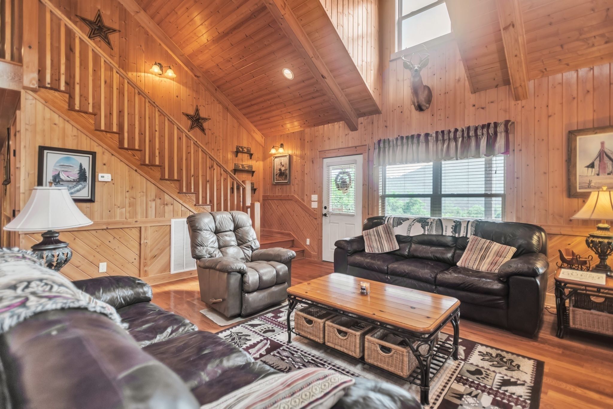 House, 3 Bedrooms | Living area