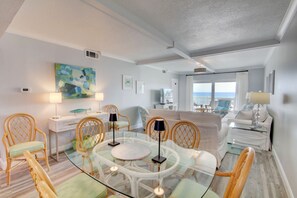 Dining - 331 El Matador 2 Bedroom Home by RedAwning (Fort Walton Beach)