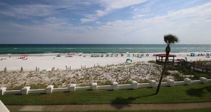 331 El Matador 2 Bedroom Home by RedAwning