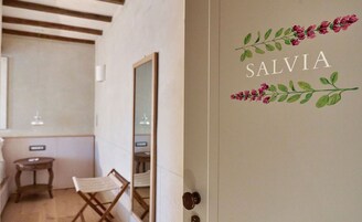 Double Room, Private Bathroom | Soundproofing, free WiFi