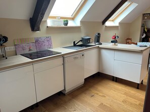 Private kitchen - Gîte Cœur de la Baie du Mont Saint Michel (Cherrueix)