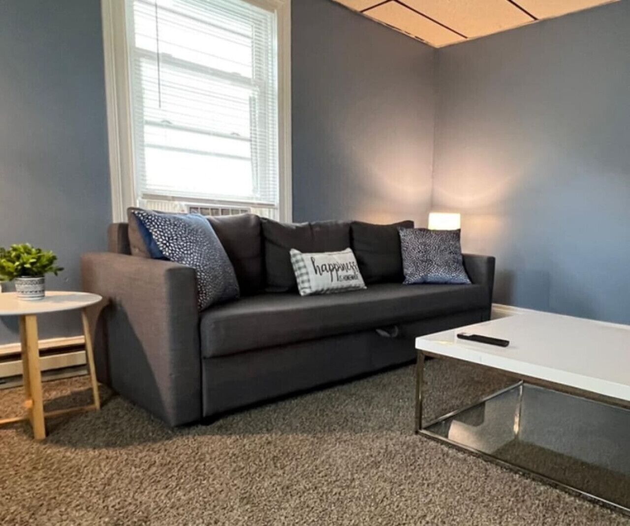 Sleeps 6! Cozy 2BR w/ 4 Beds at New Castle + WIFI!