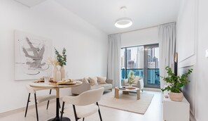 Room amenity - Dream Inn - Canal & Partial Burj Khalifa (Madinat Zayed)