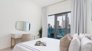 Room amenity - Dream Inn - Canal & Partial Burj Khalifa (Madinat Zayed)