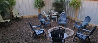 Charming 3-bedroom house in beautiful Bainbridge with AC, Wi-Fi