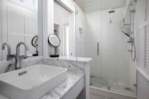 Shower, towels, soap, shampoo