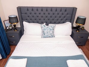 3 dormitorios, tabla de planchar con plancha, wifi y ropa de cama