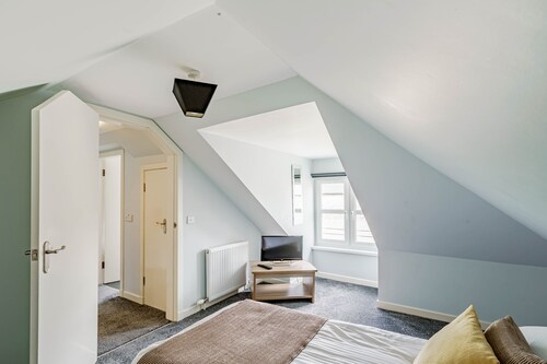 Auchenlarie Courtyard No 3 -  a cottage that sleeps 6 guests  in 4 bedrooms