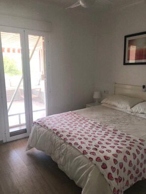 公寓 | 1 間臥室、免費有線上網、床單