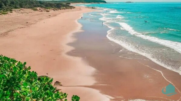 Beach - Caves Beach Retreat - close to beach and shops (Caves Beach)