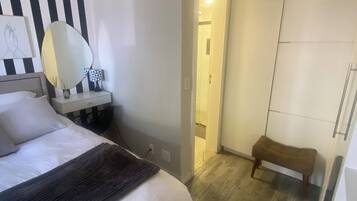 1 quarto, ferros/tábuas de passar roupa, Wi-Fi, roupa de cama
