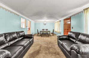 Télévision à écran plat