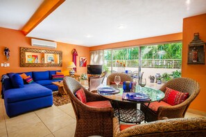 TV - Spacious PV Condo Near Beach (Puerto Vallarta)