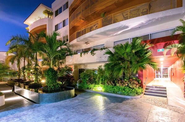 Exterior - Spacious PV Condo Near Beach (Puerto Vallarta)