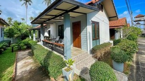 Unclassified image, 2 of 14, button - Bluewhale Home Samui (Koh Samui)