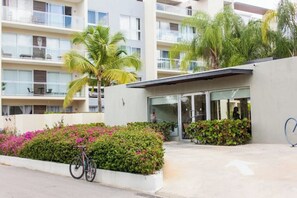 Exterior - 402-c Nuevo, 4th floor, large private terrace (Bayahibe)