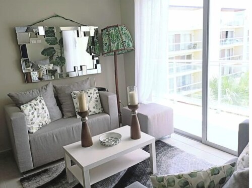 412+512 New and beautiful pent-house.