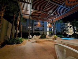 Outdoor dining - 417-1 New and elegant apartment with terrace.
 (Bayahibe)