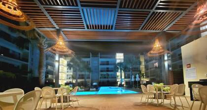 420-2. Amazing panorama, beautiful residential.