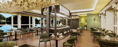 Restaurante. Hotel Berghof am See