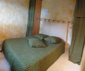 3 chambres, Wi-Fi, draps fournis