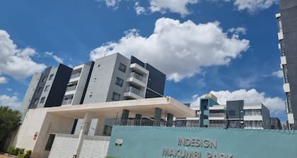 Awesome apartment with WiFi in vibrant Nairobi