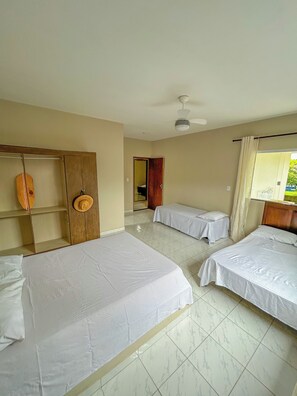 Free WiFi - Surf Stop Hostel (Uruçuca)