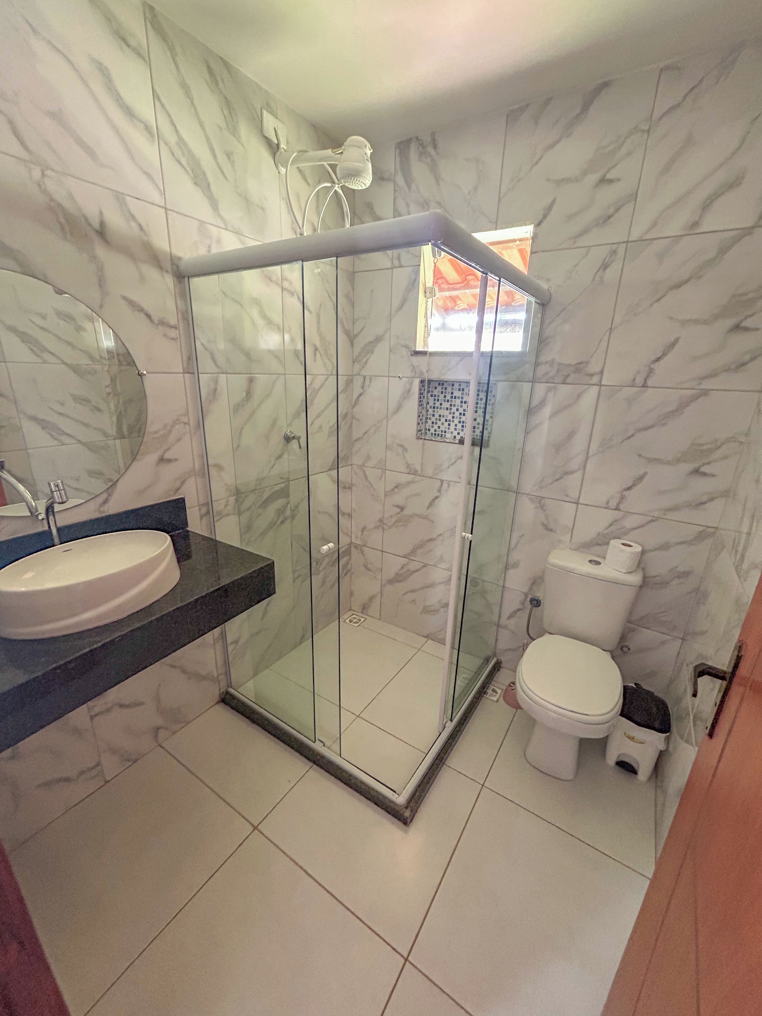 Suite | Badkamer | Een douche