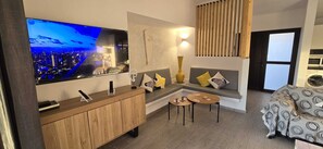 Smart TV - El Bungalow (Costa Adeje)