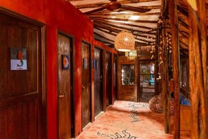 标准平房, 1 间卧室, 花园景观 (QUETZAL) | 浴室 | 淋浴设施、毛巾、肥皂、卫生纸