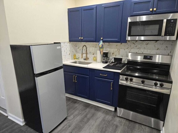 G1 Apartment | Private kitchen