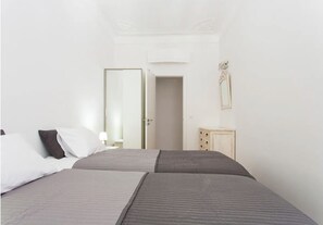 3 Schlafzimmer, Bügeleisen/Bügelbrett, WLAN, Bettwäsche