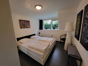 3 bedrooms, travel cot, free WiFi