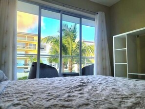 2 bedrooms