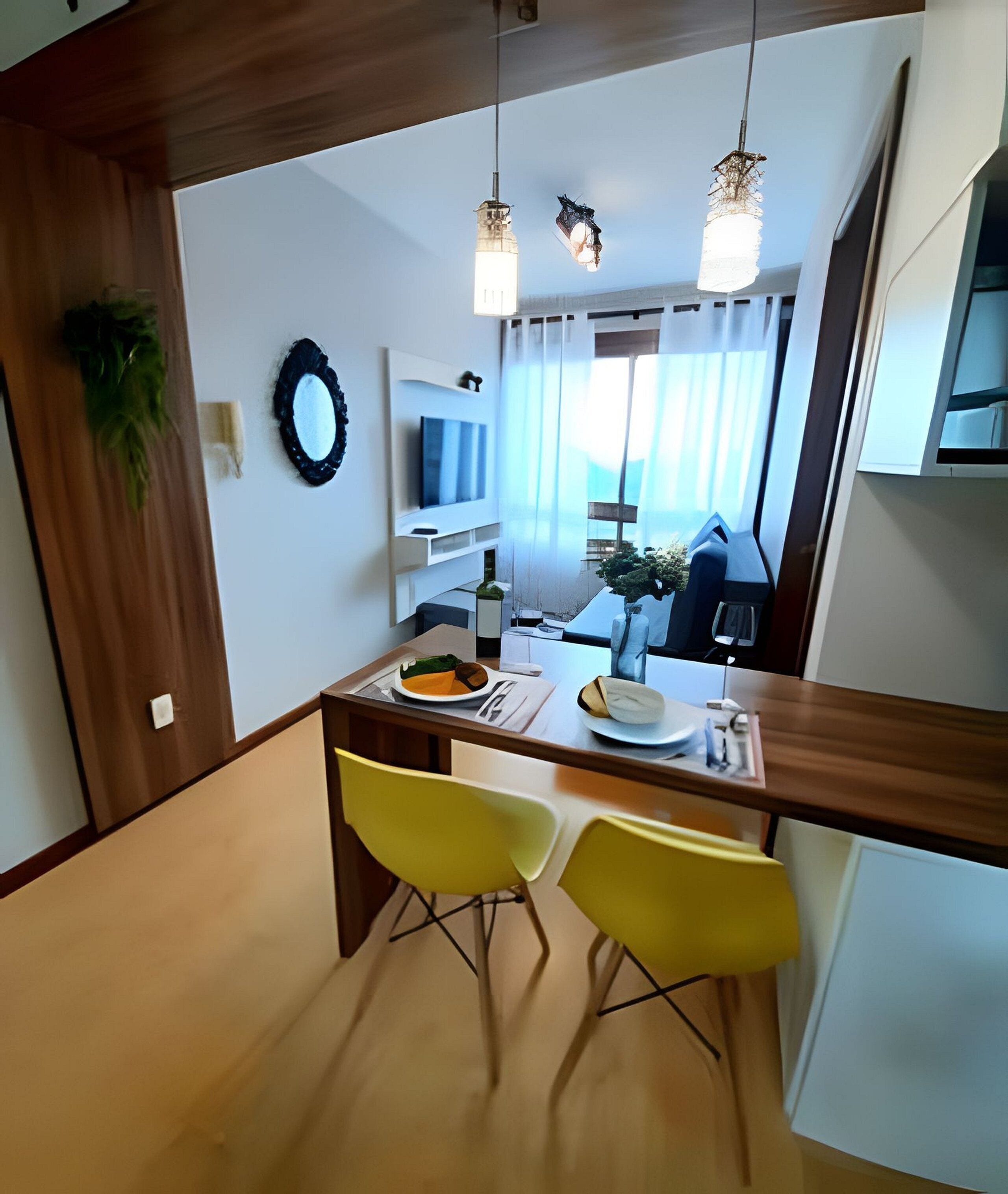 Basic Apartment | Dining