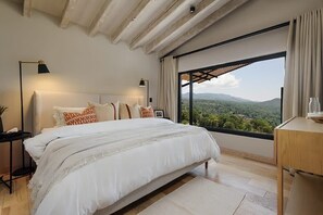 5 bedrooms, free WiFi - Casa Sol (Valle de Bravo)